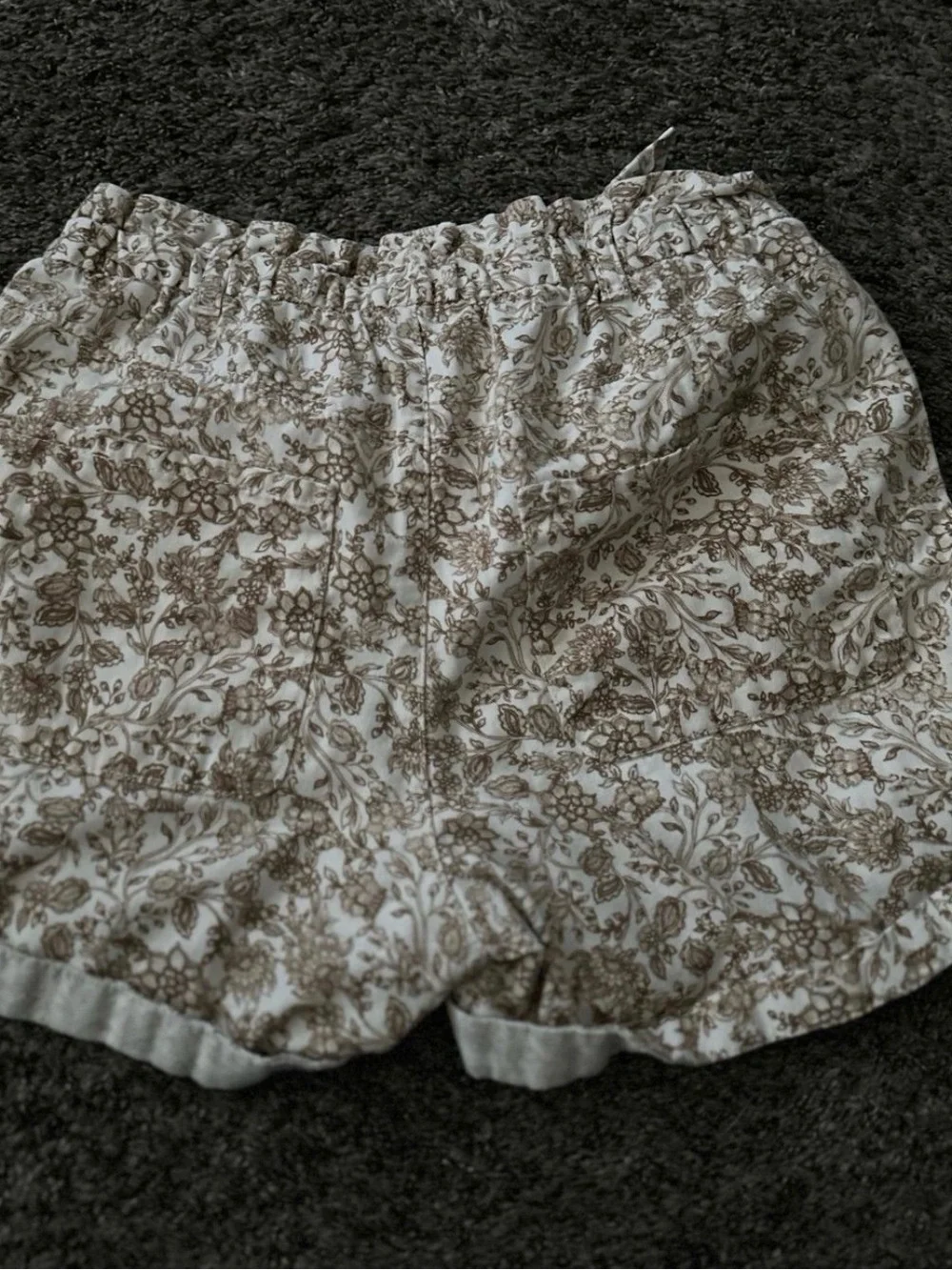 Old Navy Tan Floral Kids Shorts XL 0285